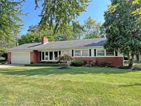 18837 Framingham Drive, Southfield, MI 48076