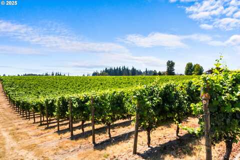 21358 OAK LN, Aurora, OR 97002