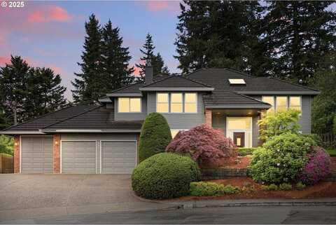 1324 STONEHAVEN DR, West Linn, OR 97068