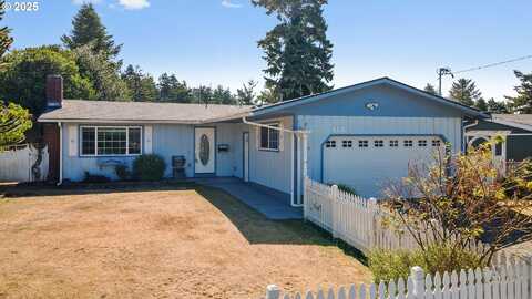 455 S WALL ST, Coos Bay, OR 97420