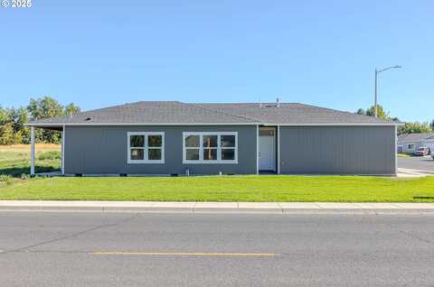 821 SE 9TH DR, Hermiston, OR 97838