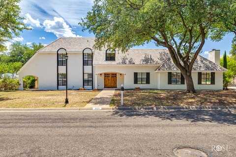 3013 Oak Mountain Trail, San Angelo, TX 76904