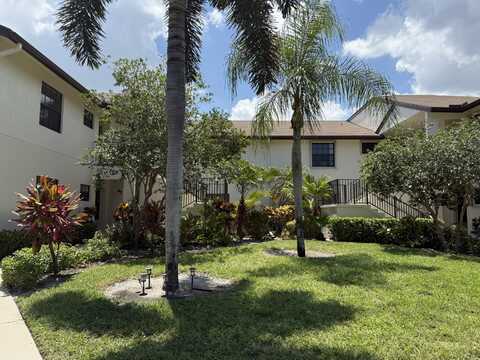 3236 Jog Park Drive, Greenacres, FL 33467