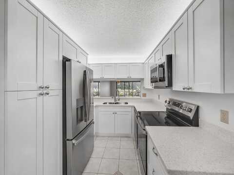 1101 Keystone Drive N, Jupiter, FL 33458