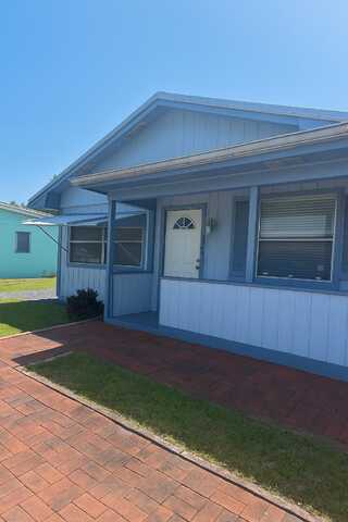 2964 SE Banyan Street, Stuart, FL 34997