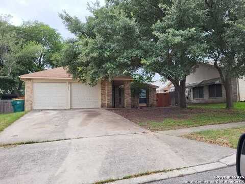 7915 Forest Crossing, Live Oak, TX 78233