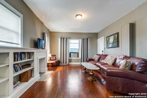 765 Fulton, San Antonio, TX 78212