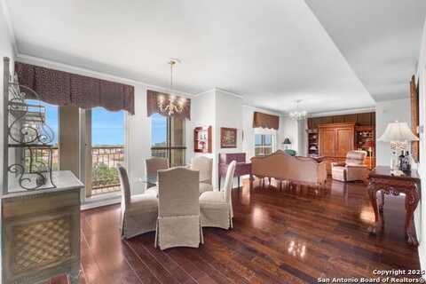 1 TOWERS PARK LN, San Antonio, TX 78209