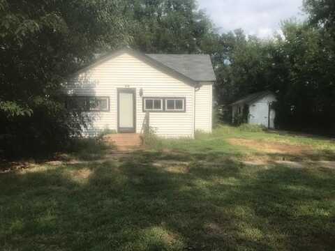 516 N Lincoln St, Belle Plaine, KS 67013