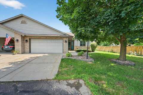 37 Village Homes Drive, Waunakee, WI 53597