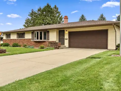 540 N Arch Street, Janesville, WI 53548