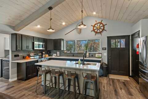 1358 Sawgrass Drive, Nekoosa, WI 54457