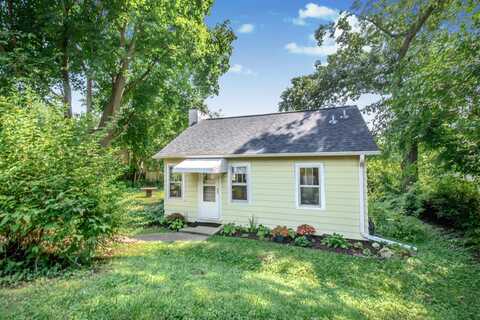 5805 Roosevelt Street, Middleton, WI 53562