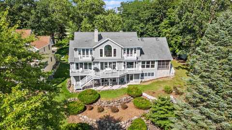 W1053 & W1049 Illinois Avenue, Green Lake, WI 54941
