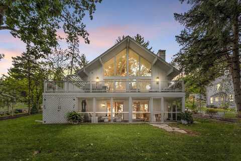 W2219 Hickory Road, Green Lake, WI 54941