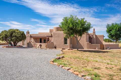 17 Camerada Road, Santa Fe, NM 87508