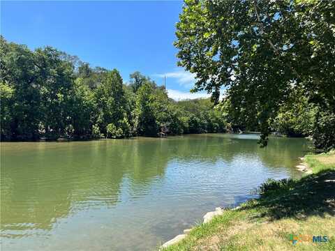 1210 Hillcrest Drive, New Braunfels, TX 78130