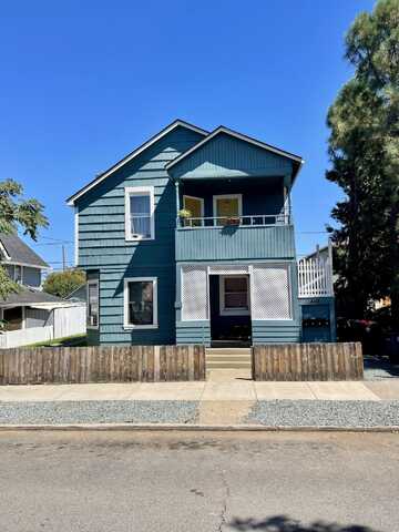 440 N Grape Street, Medford, OR 97501