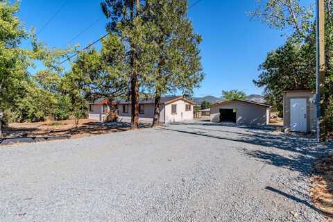 6527 Tolo Road, Central Point, OR 97502