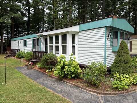 28 Lsisure Way, Coventry, RI 02816