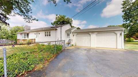 8 Vincent Avenue, North Smithfield, RI 02896