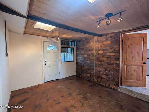 1708 E 9th Street, Tucson, AZ 85719