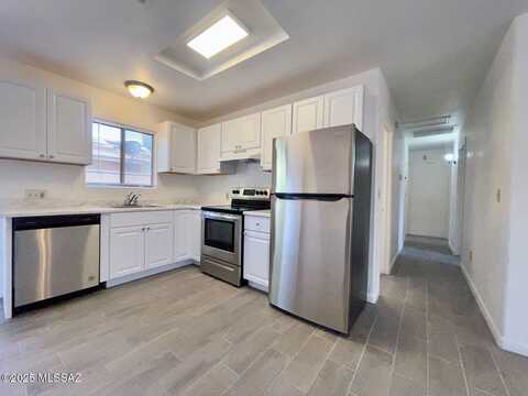 1613 N Bryant Avenue, Tucson, AZ 85716