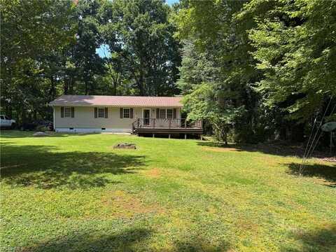 8800 Circle Drive, Rural Hall, NC 27045