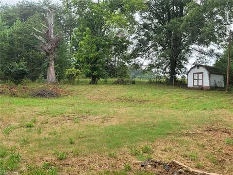 1818 Stone Mountain Road, Stoneville, NC 27048