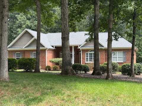 189 S March Ferry Road, Advance, NC 27006