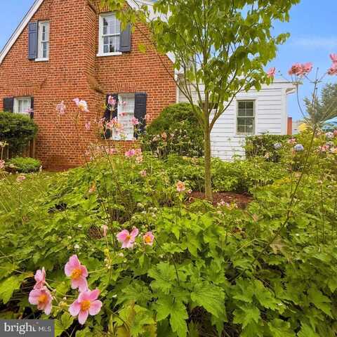 1109 LITTLEPAGE STREET, FREDERICKSBURG, VA 22401