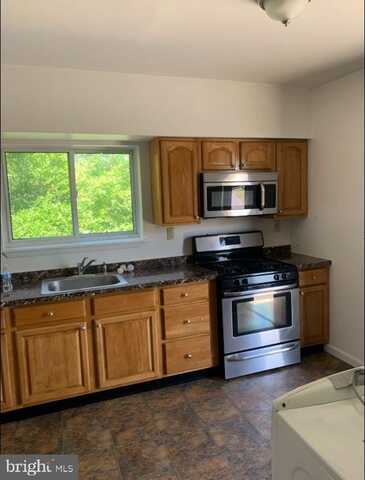 1009 HESSIAN AVENUE, WEST DEPTFORD, NJ 08093