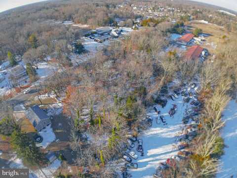 1020 W OAK ROAD, VINELAND, NJ 08360
