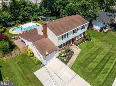 13 RUTGERS DRIVE, DELRAN, NJ 08075