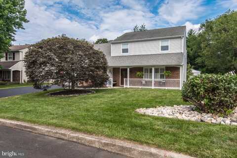 41 GRANT DRIVE, HOLLAND, PA 18966