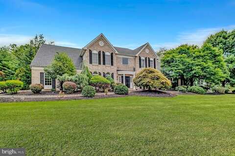 18 MORRIS DRIVE, PRINCETON, NJ 08540