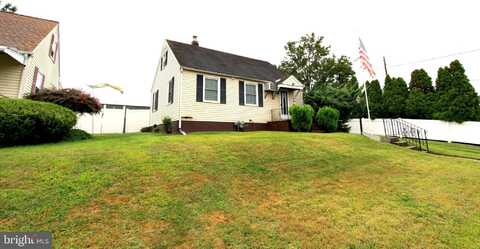 12 E 10TH AVENUE, RUNNEMEDE, NJ 08078