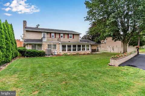 3 E ELMWOOD AVENUE, MECHANICSBURG, PA 17055