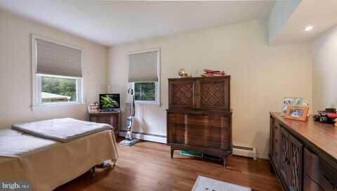 1440 TURK ROAD, WARRINGTON, PA 18976