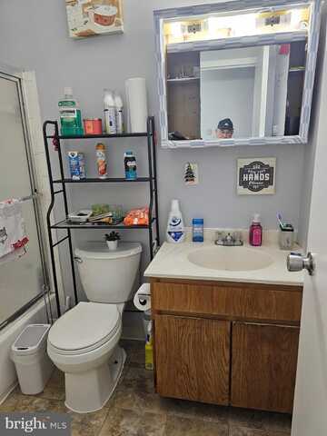 9802 WALKER HOUSE RD, GAITHERSBURG, MD 20886
