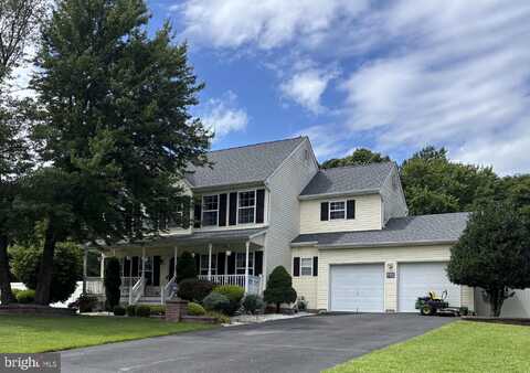 4 RIVER EDGE DRIVE, JACKSON, NJ 08527