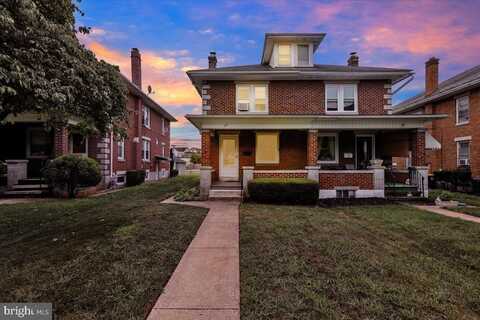 38 E WASHINGTON STREET, WERNERSVILLE, PA 19565