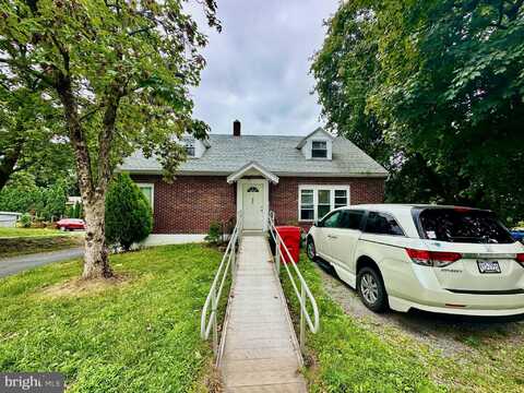 602 E MAPLE STREET, LEBANON, PA 17046