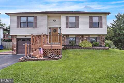 903 GRINGS HILL ROAD, READING, PA 19608