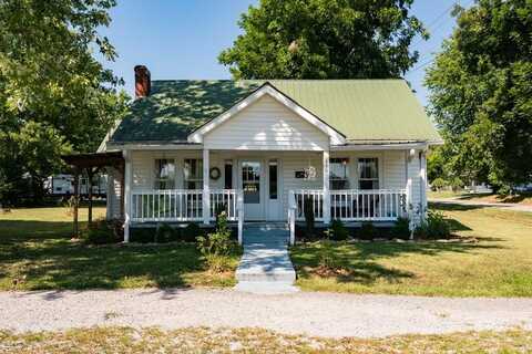 610 College Street, LIVINGSTON, TN 38570