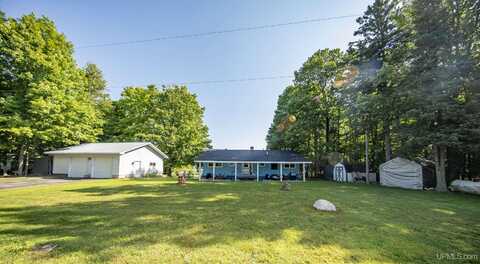 161 Camp Lake, Iron River, MI 49935