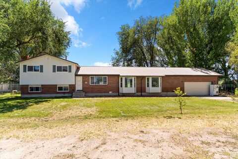 6559 W 4600 S, Hooper, UT 84315
