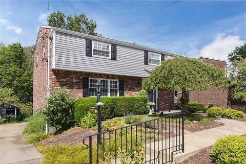 524 Rainier Dr, Plum, PA 15239