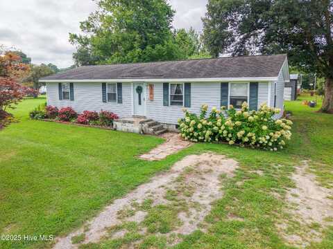 1316 Tulls Creek Road, Moyock, NC 27958