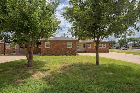 400 7TH Avenue, Canyon, TX 79015